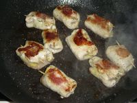 klicken Sie hier um das
Bild grösser anzuzeigen Blattspinat_in_Kalbsroellchen003.jpg