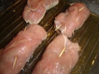 klicken Sie hier um das
Bild grösser anzuzeigen Saltimbocca_romana_003.jpg