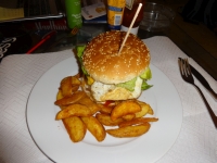 klicken Sie hier um das
Bild grösser anzuzeigen burger-spiegelei-bacon012.jpg