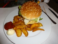 klicken Sie hier um das
Bild grösser anzuzeigen burger-spiegelei-bacon013.jpg
