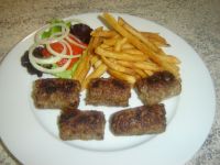 klicken Sie hier um das
Bild grösser anzuzeigen cevapcici004.jpg