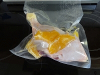 klicken Sie hier um das
Bild grösser anzuzeigen entenschlegel_sous_vide_orange0005.jpg