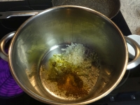 klicken Sie hier um das
Bild grösser anzuzeigen fisch-suppe-a-la-thomas005.jpg