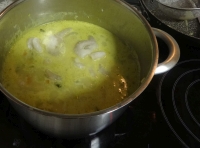 klicken Sie hier um das
Bild grösser anzuzeigen fisch-suppe-a-la-thomas011.jpg