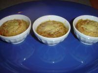 klicken Sie hier um das
Bild grösser anzuzeigen franzoesische_zwiebelsuppe05.jpg