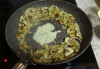 klicken Sie hier um das
Bild grösser anzuzeigen frittata_burkhardt003.jpg