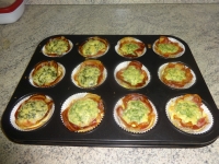 klicken Sie hier um das
Bild grösser anzuzeigen frittata_nella_pancetta006.jpg