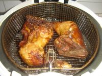 klicken Sie hier um das
Bild grösser anzuzeigen frittierte_haehnchenschlegel007.jpg