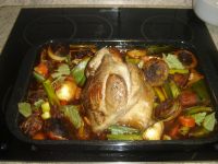 klicken Sie hier um das
Bild grösser anzuzeigen geschmorte_schweinshaxe011.jpg