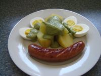klicken Sie hier um das
Bild grösser anzuzeigen gruen_sosse_bratwurst001.jpg