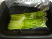 klicken Sie hier um das
Bild grösser anzuzeigen gruener-spargel-klassisch-sous-vide003.jpg