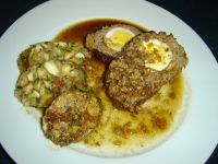 klicken Sie hier um das
Bild grösser anzuzeigen hackbraten_mit_ei_01.jpg