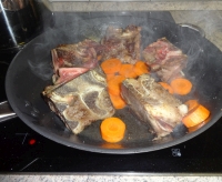 klicken Sie hier um das
Bild grösser anzuzeigen kalbsbeinscheibe-sous-vide008.jpg