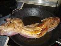 klicken Sie hier um das
Bild grösser anzuzeigen kaninchen_rotwein_0002.jpg