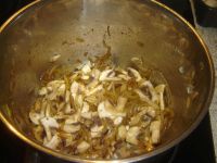 klicken Sie hier um das
Bild grösser anzuzeigen kartoffelsuppe_mit_pilzen001.jpg