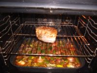 klicken Sie hier um das
Bild grösser anzuzeigen krustenbraten0011.jpg