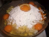 klicken Sie hier um das
Bild grösser anzuzeigen kuerbis_zuchini_roesti006.jpg