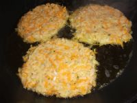 klicken Sie hier um das
Bild grösser anzuzeigen kuerbis_zuchini_roesti009.jpg
