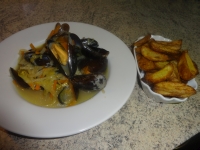 klicken Sie hier um das
Bild grösser anzuzeigen moules_frites005.jpg