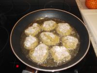 klicken Sie hier um das
Bild grösser anzuzeigen rote_linsen_bulgur_bratling004.jpg