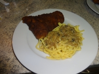 klicken Sie hier um das
Bild grösser anzuzeigen schnitzel-pilzrahmsosse006.jpg