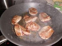 klicken Sie hier um das
Bild grösser anzuzeigen schweinsbaeckchen003.jpg