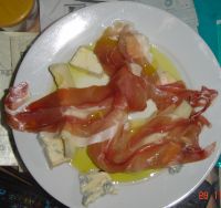 klicken Sie hier um das
Bild grösser anzuzeigen serano-fruehstueck.jpg
