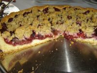 klicken Sie hier um das
Bild grösser anzuzeigen zwetschgenkuchen0001.jpg